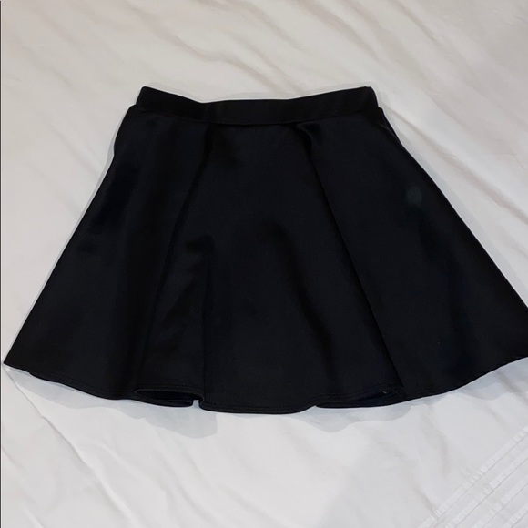Flared skirt - Picture 1 of 3